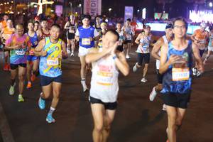 BIB: 42531, 23547
                            <button type="button" onclick="openModal(23210720)" class="btn btn-primary btn-sm float-right btn-popup" data-toggle="modal" data-target=".modal-high-quality">
                        <i class="fas fa-shopping-cart"></i> Add to Cart
                    </button>
                                            <button type="button" onclick="isThisMe(23210720, true)" class="btn btn-success btn-sm float-right btn-popup btn-isme hidden" data-toggle="tooltip" data-placement="bottom" title="นี่คือรูปของคุณใช่ไหม คลิกที่นี่เพื่อเอาเข้าอัลบั้ม">
                        <i class="fas fa-plus"></i> Add to album
                    </button>
                    <button type="button" onclick="isThisMe(23210720, false)" class="btn btn-warning btn-sm float-right btn-popup btn-isnotme hidden">
                        <i class="fas fa-ban"></i> Remove from album
                    </button>